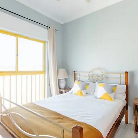 Cozy And Sunny Coastal Escape With Stunning Views * Quarteira